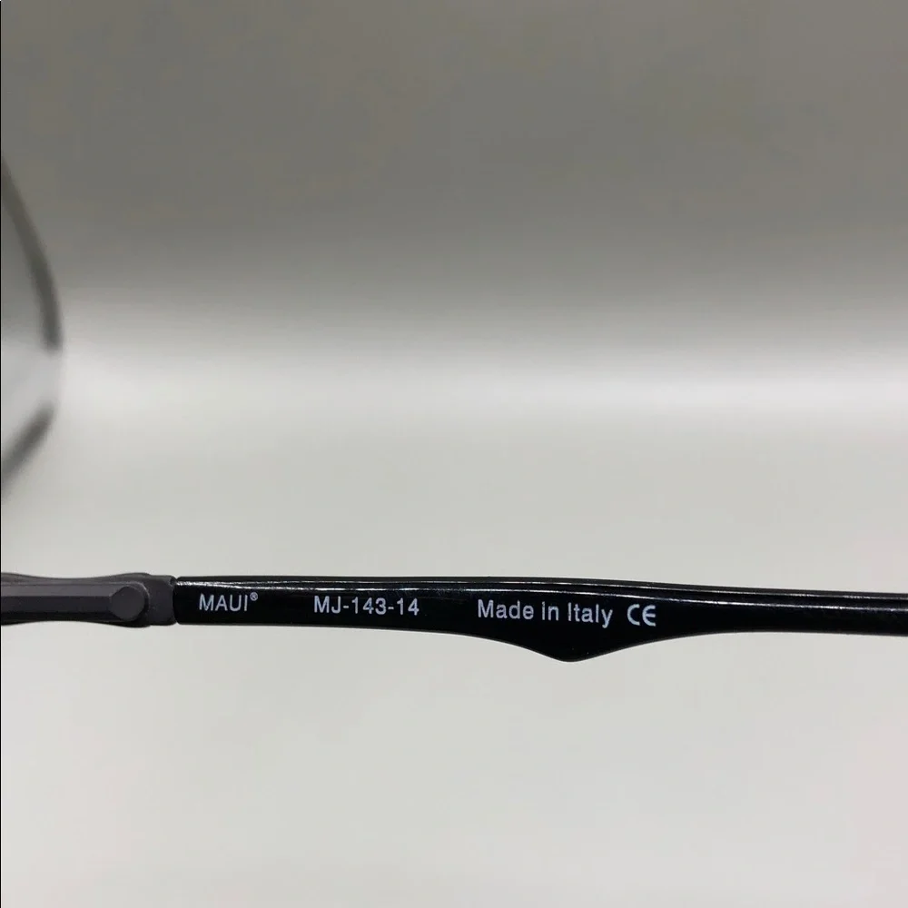 Maui Jim MJ 143-14 Tiny Bubbles Metal Frame Gunmetal Black Unisex Sunglasses